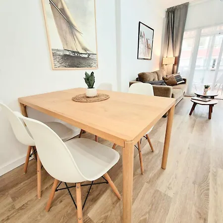 公寓 2 Bedroom In The Center Of *