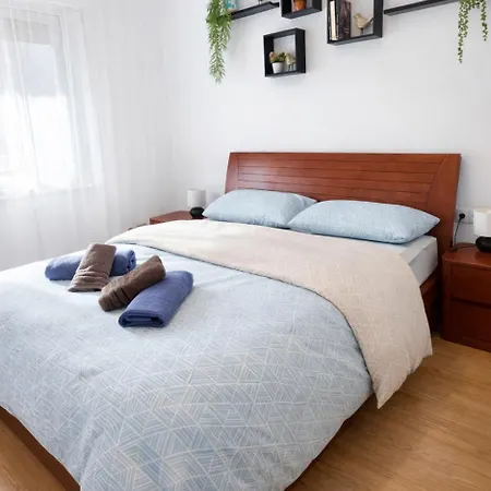 2 Bedroom In The Center Of Marbella